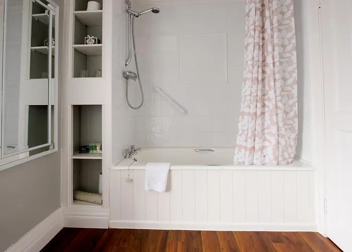 Brennan's 4* Glenties